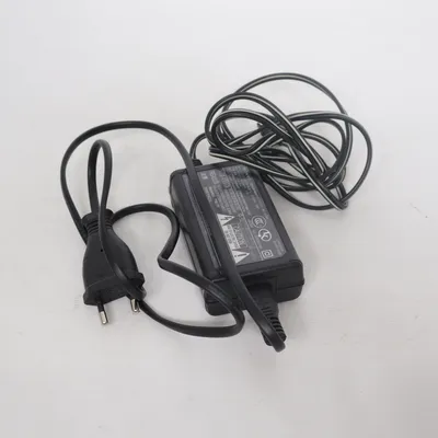 Datorladdare från Sony