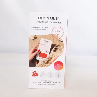 Press on nails (Uv Gel Strips Starter Set) from Doonails