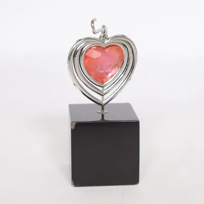 Hänge (Rosa, Silverfärgad) Okänd metall