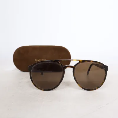 Solglasögon (NO.2 *CYRIL*) från Mykita