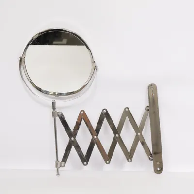 Badrumsspegel (Silverfärgad)