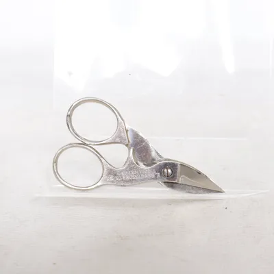 Sytillbehör (Silverfärgad)