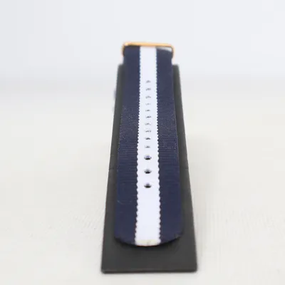 Bracelet de montre (Bleu, Blanc) de Daniel Wellington