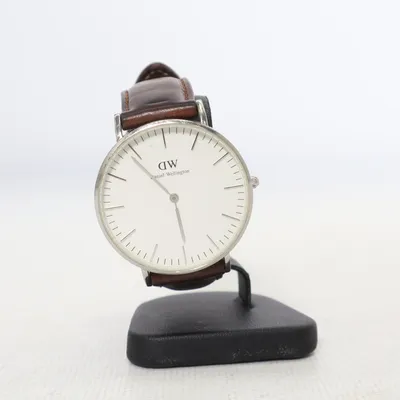 Polshorloge (Bruin, Wit, Zilver) van Daniel Wellington