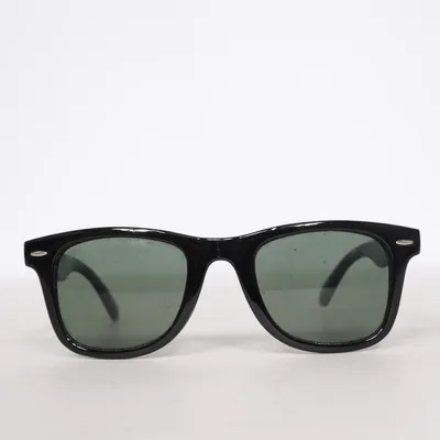 Sunglasses (Black) from FosterGrant