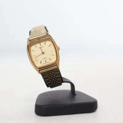 Polshorloge (LQ-300G) van Casio