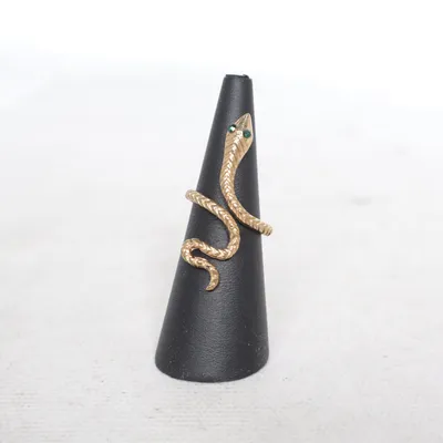 Ring (Guldfärgad) Okänd metall