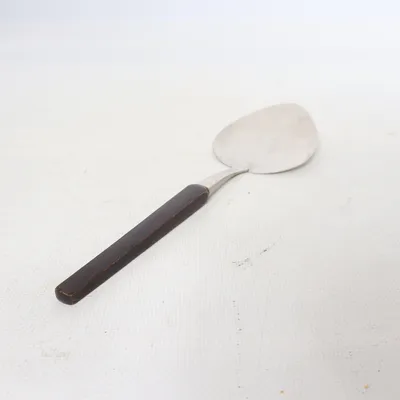 Cake slicer (Silver, Brown) from Stanley
