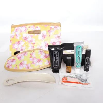 Resekit (Gul, Rosa, Beige) från Jim Thompson