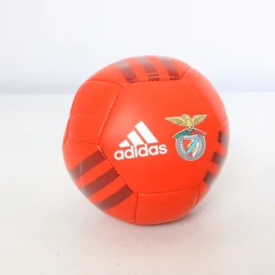 Ballon de football (Rouge) de Adidas