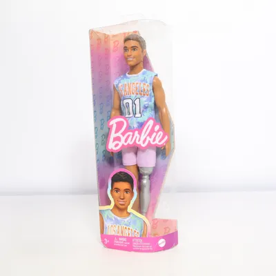 Dukke (Ken Fashionistas) fra Barbie