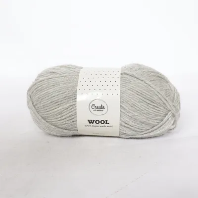 Garn (Grå) från Create with Adlibris