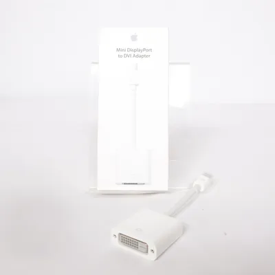 Adapter (602-7902-A) från Apple