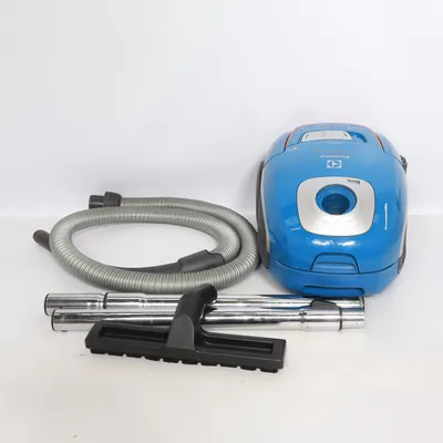 Vacuum cleaner (Ultrasilencer) from Electrolux