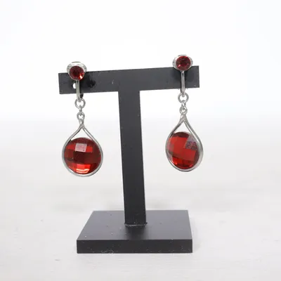 Clips-örhängen (Röd, Silverfärgad) Okänd metall