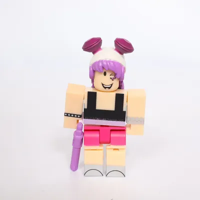 Leksaksfigur (Rosa, Lila, Svart) från Roblox