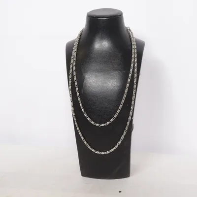 Halsband (Silverfärgad) Okänd metall