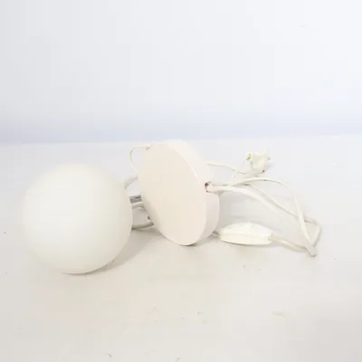 Bordlampe (Hvid) fra Massive