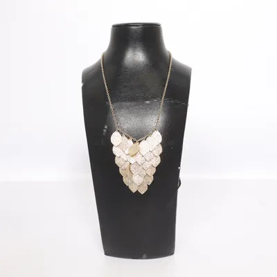 Collier (Or) de Avon Métal inconnu