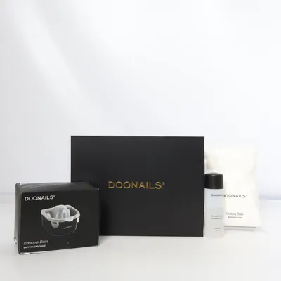 Kit de manucure (Noir, Or, Multicolore) de Doonails