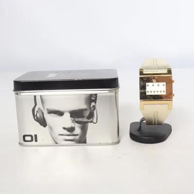 Montre (Kerala Trance) de The One