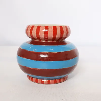Vase (Bleu, Rouge, Rose)