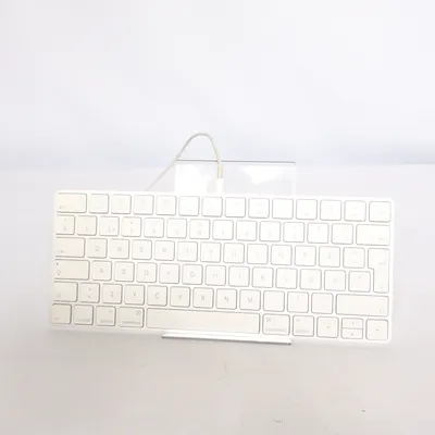 Keyboard (White) from Apple