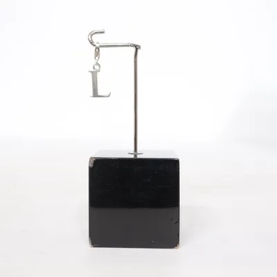 Berlock (Silverfärgad) Okänd metall