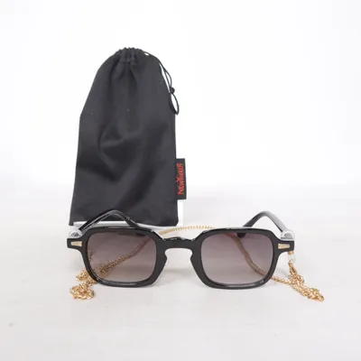 Solglasögon (Svart, Guldfärgad) från NewYorker