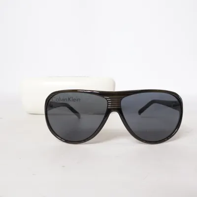 Solglasögon (R587S ) från Calvin Klein