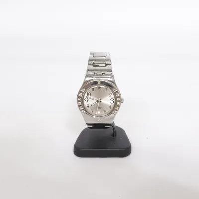 Armbåndsur (Sølv) fra Swatch Swiss