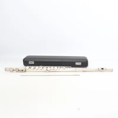 Instrument (Flet poprzeczny Armstrong Elkhart, Ind.) de Armstrong