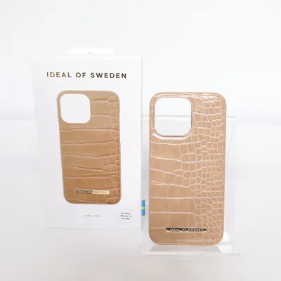 Phone case (Beige) from iDeal of Sweden