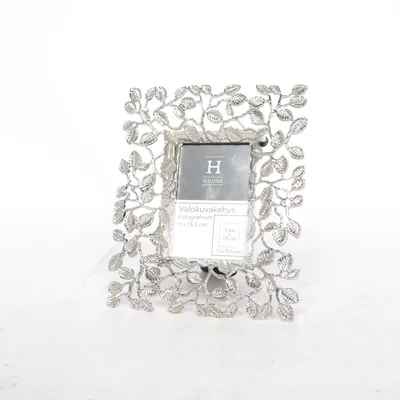 Ram (Silverfärgad) från House