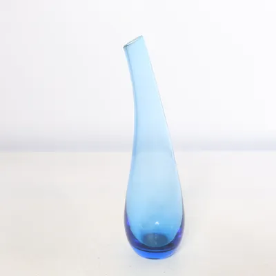 Vase (Blue)