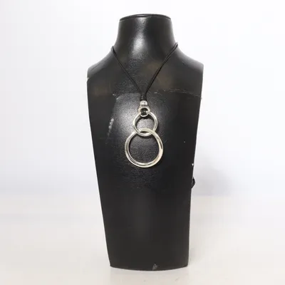 Halsband (Svart, Silverfärgad) från Gemini Okänd metall
