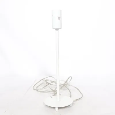 Lampfot (Vit) från Markslöjd