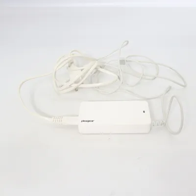 Computer charger (White) from Plexgear