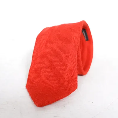 Slips (Röd) från The Windsor Collection Tie Rack