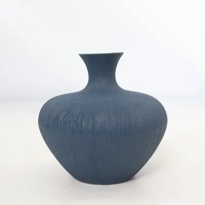 Vase (Blue)