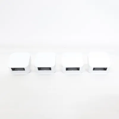 Stickkontakt från Fused