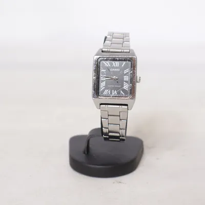 Armbandsur (Silverfärgad) från Casio
