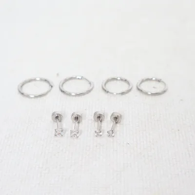 Earrings (Silver) Unknown metal