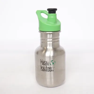Vattenflaska (Silverfärgad, Grön) från Klean Kanteen
