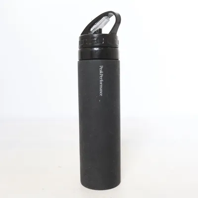 Bouteille d'eau (Noir) de Peak Performance
