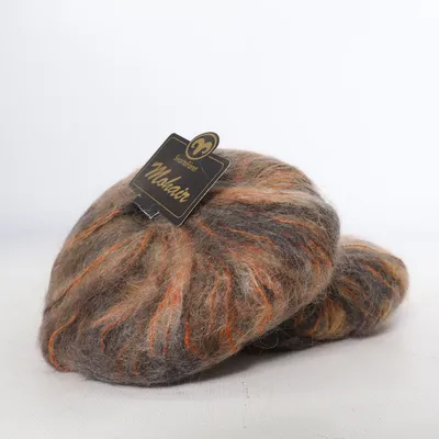 Garen (Mohair) van Svarta Fåret Acryl, Mohair