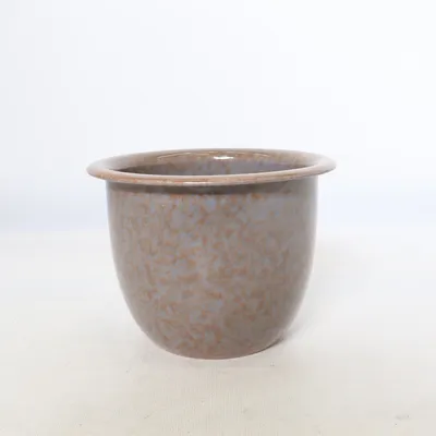 Pot (Brown, Gray)