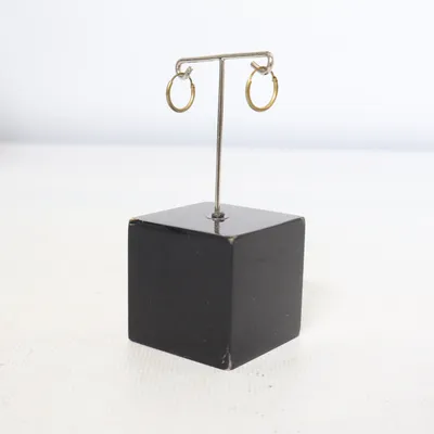 Boucles d'oreilles (Or) de Othmar Métal inconnu