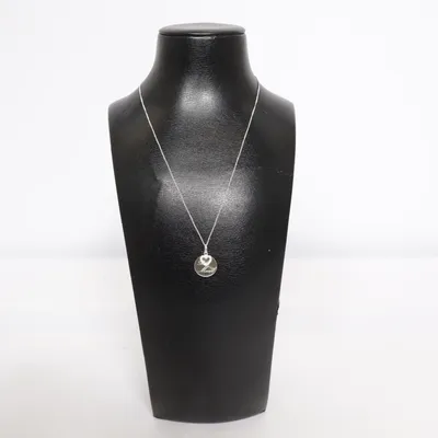 Halsband (Silverfärgad) från Guldfynd Okänd metall