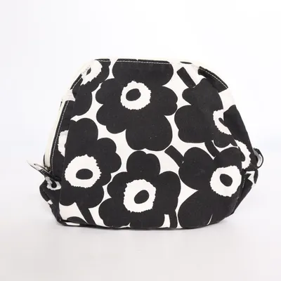 Necessär (VILJA MINI UNIKKO) från Marimekko Bomull